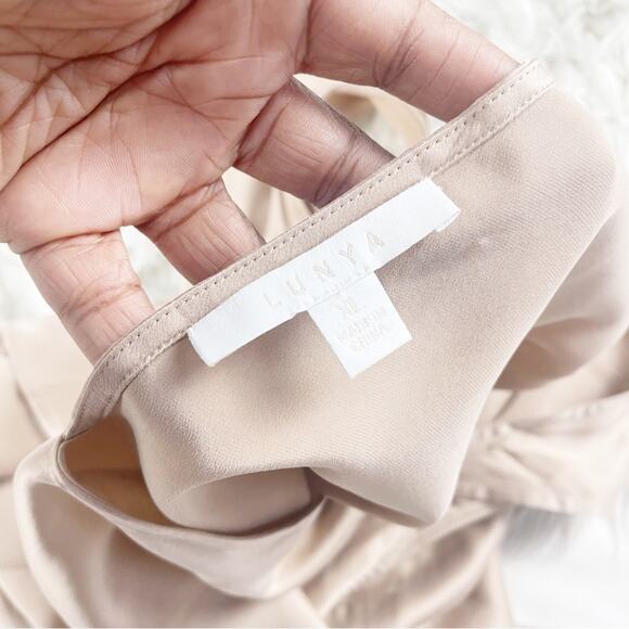 🆕 Lunya Women's Washable Silk Tank Set V-Neck Size XL in Otium Tan - Picture 7 of 8